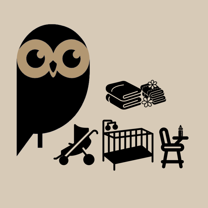 Logo "La Chouette aide" avec  des draps, serviettes et des équipements pour bébés : poussette, lit, chaise.